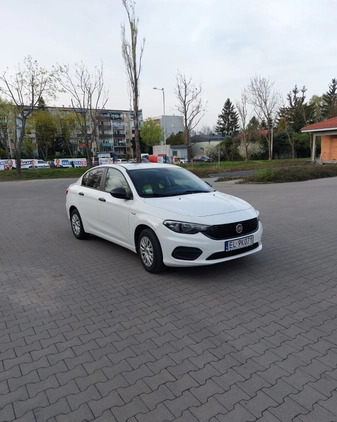 Fiat Tipo cena 45000 przebieg: 17000, rok produkcji 2018 z Łódź małe 16